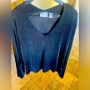 Chicos Travelers Long Sleeve Top